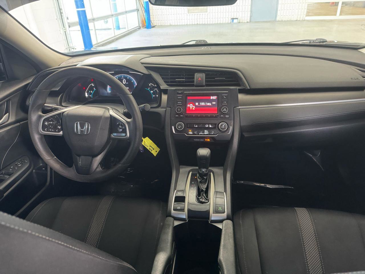 Used 2020 Honda Civic LX image 5