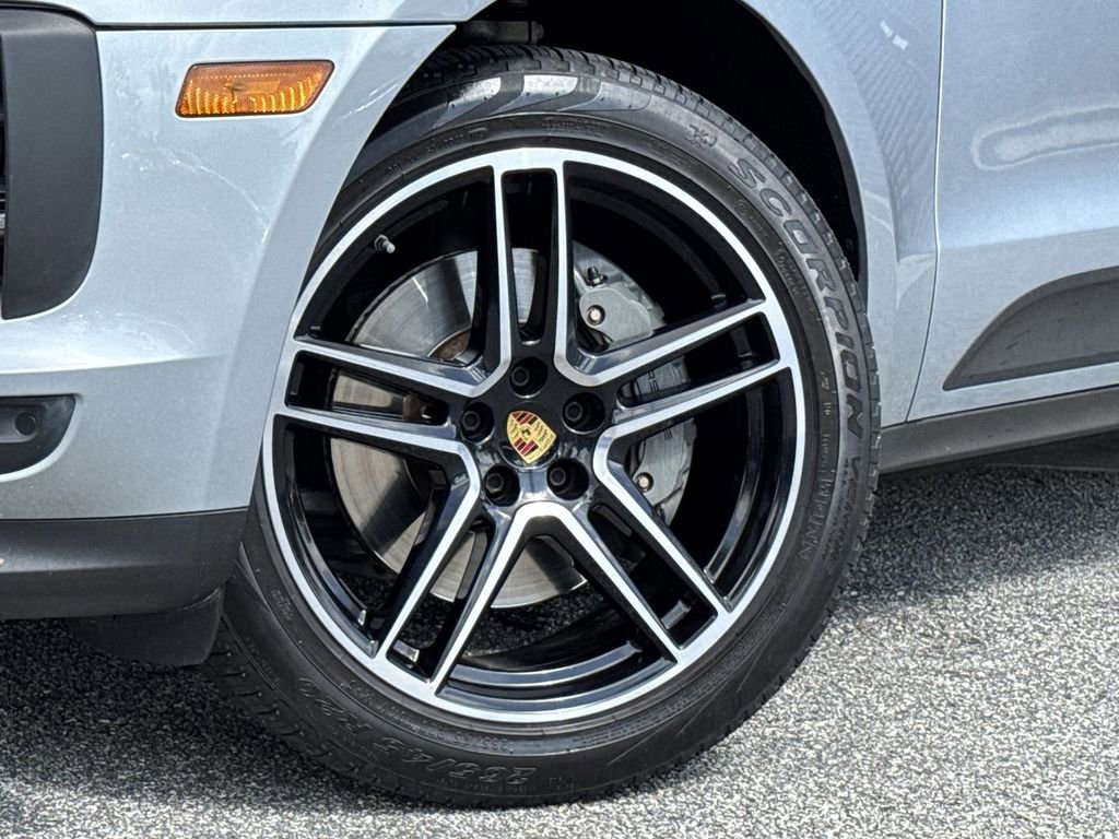 Used 2020 Porsche Macan S image 14