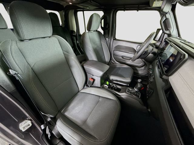 Used 2024 Jeep Gladiator Sport image 25