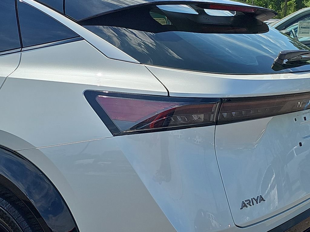 Used 2023 Nissan Ariya FWD image 36