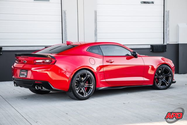 Used 2017 Chevrolet Camaro SS RWD image 57