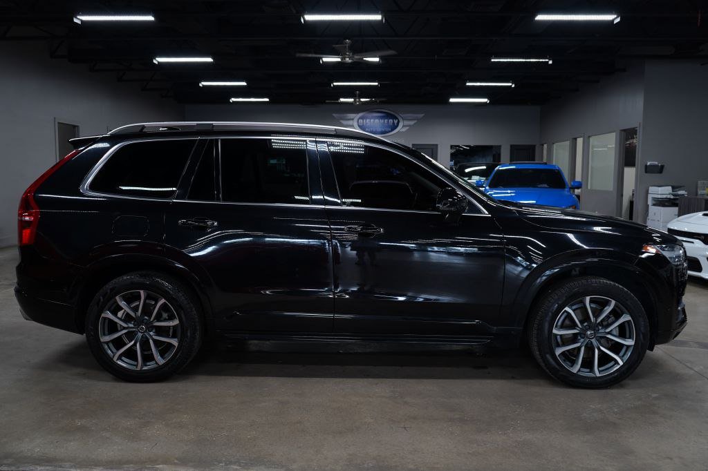 Used 2018 Volvo XC90 T6 Momentum w/ Convenience Package AWD/4WD image 6