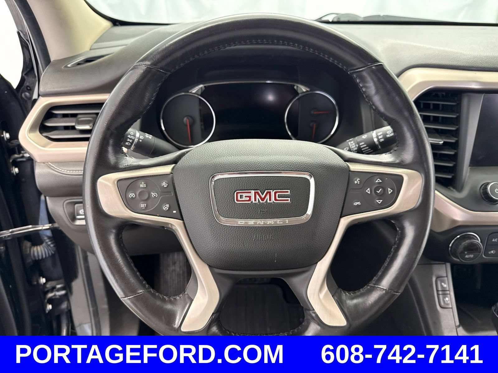 Used 2018 GMC Acadia Denali w/ Technology Package AWD/4WD image 14