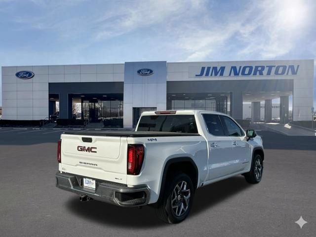 Used 2023 GMC Sierra 1500 SLT w/ SLT Convenience Package AWD/4WD image 4