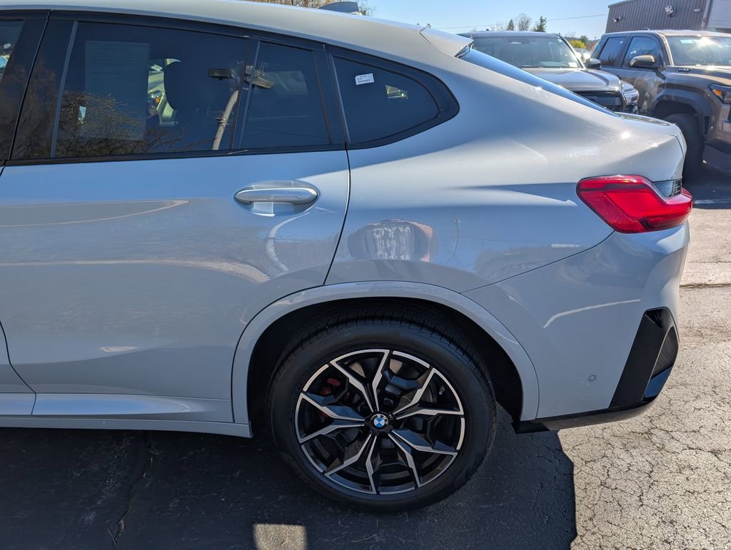 Used 2023 BMW X4 M40i w/ Premium Package AWD/4WD image 4