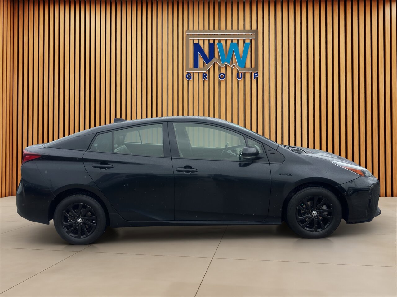 Used 2022 Toyota Prius AWD image 24