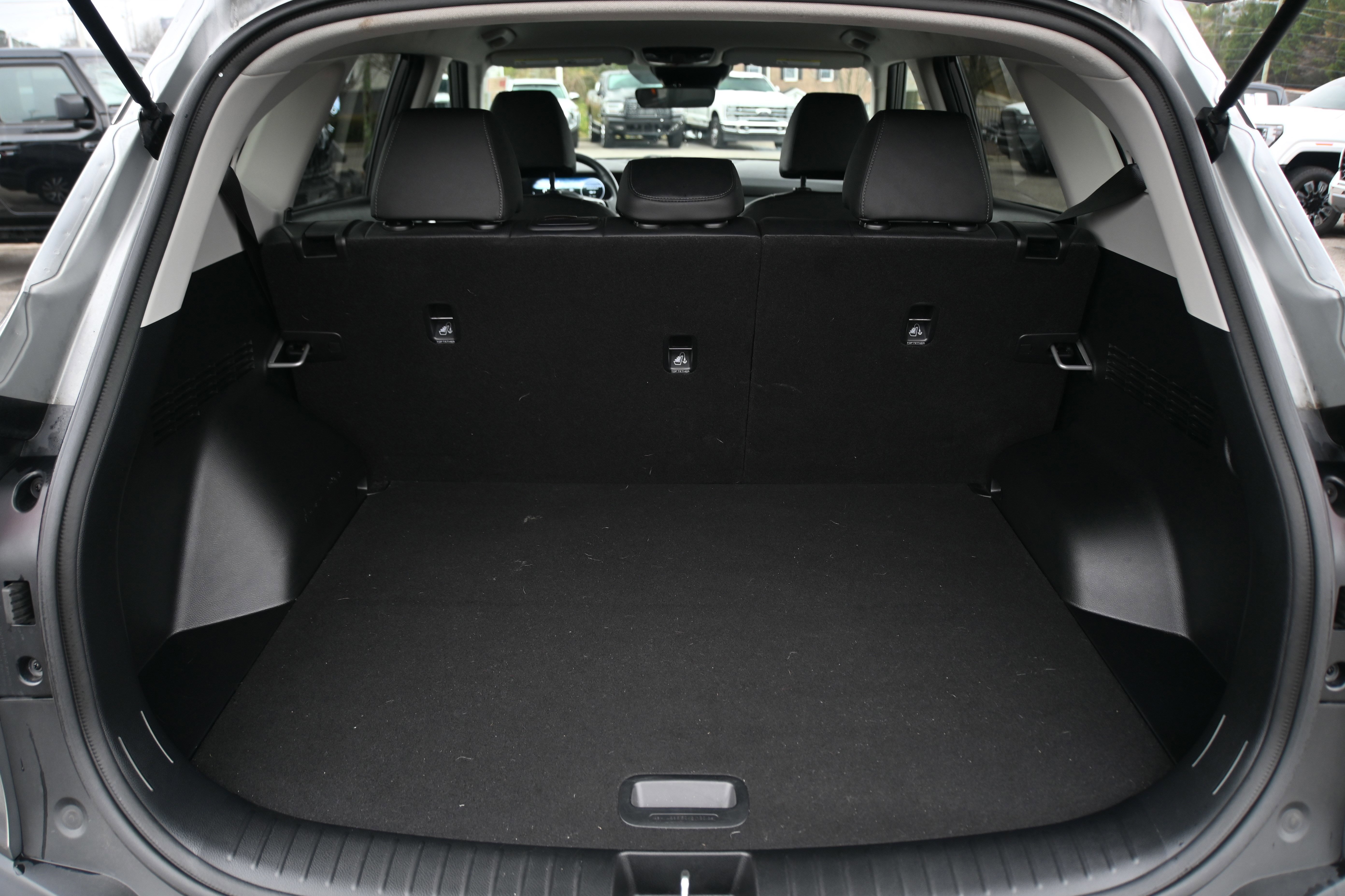 Used 2025 Kia Seltos EX image 13