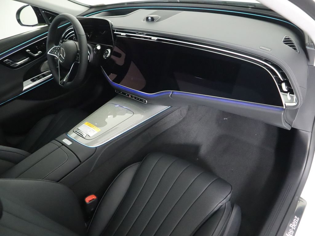 New 2026 Mercedes-Benz E 450 4MATIC Sedan image 19