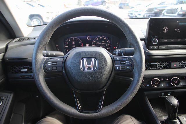 Used 2024 Honda Accord EX image 12