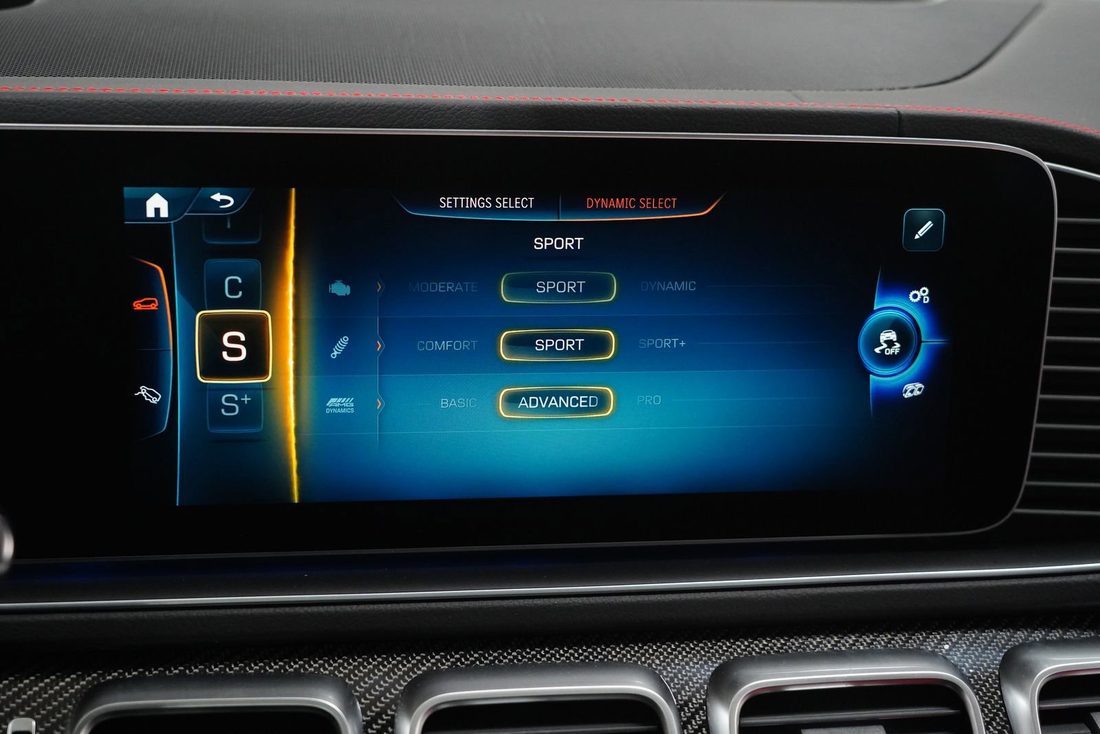 New 2026 Mercedes-Benz GLE 53 AMG 4MATIC Coupe image 29