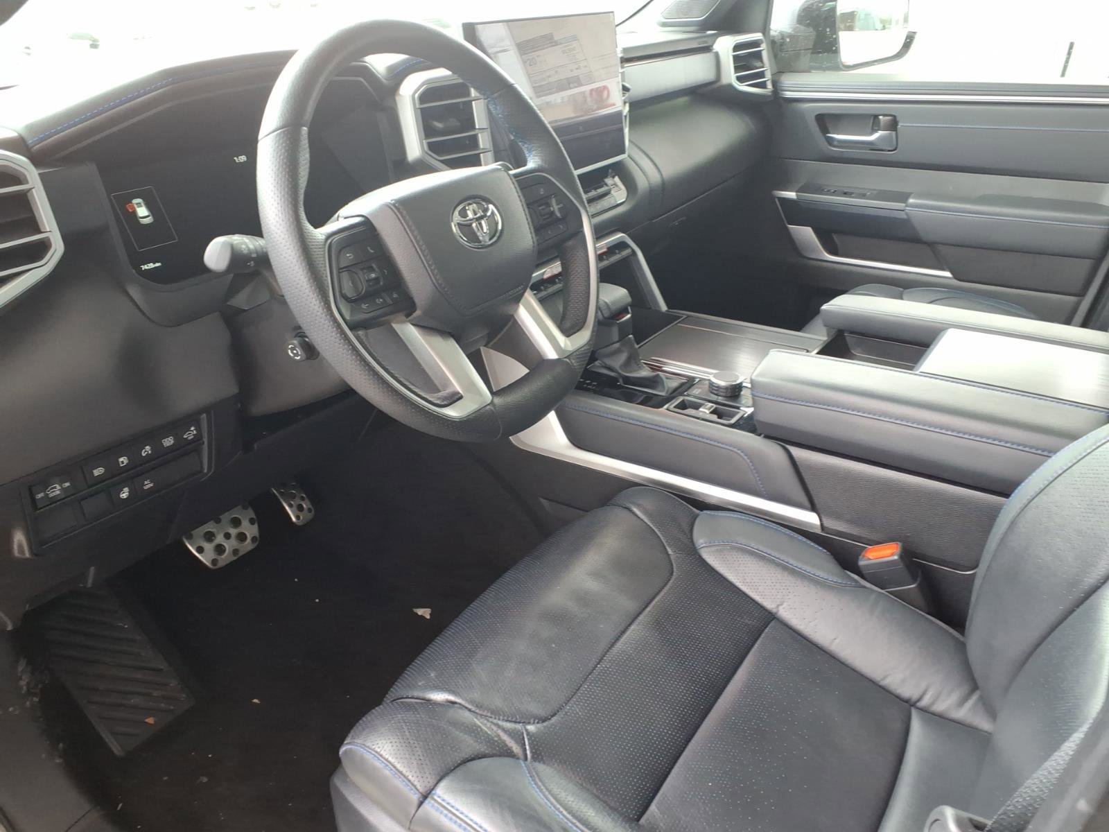 Used 2025 Toyota Sequoia Platinum w/ TRD Off-Road Package image 9