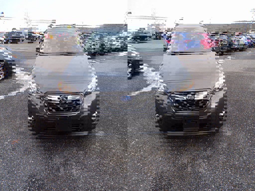 Used 2023 Subaru Crosstrek 2.0i Premium image 4