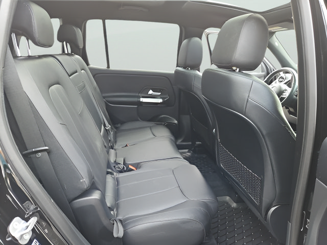 Used 2023 Mercedes-Benz GLB 250 4MATIC image 20