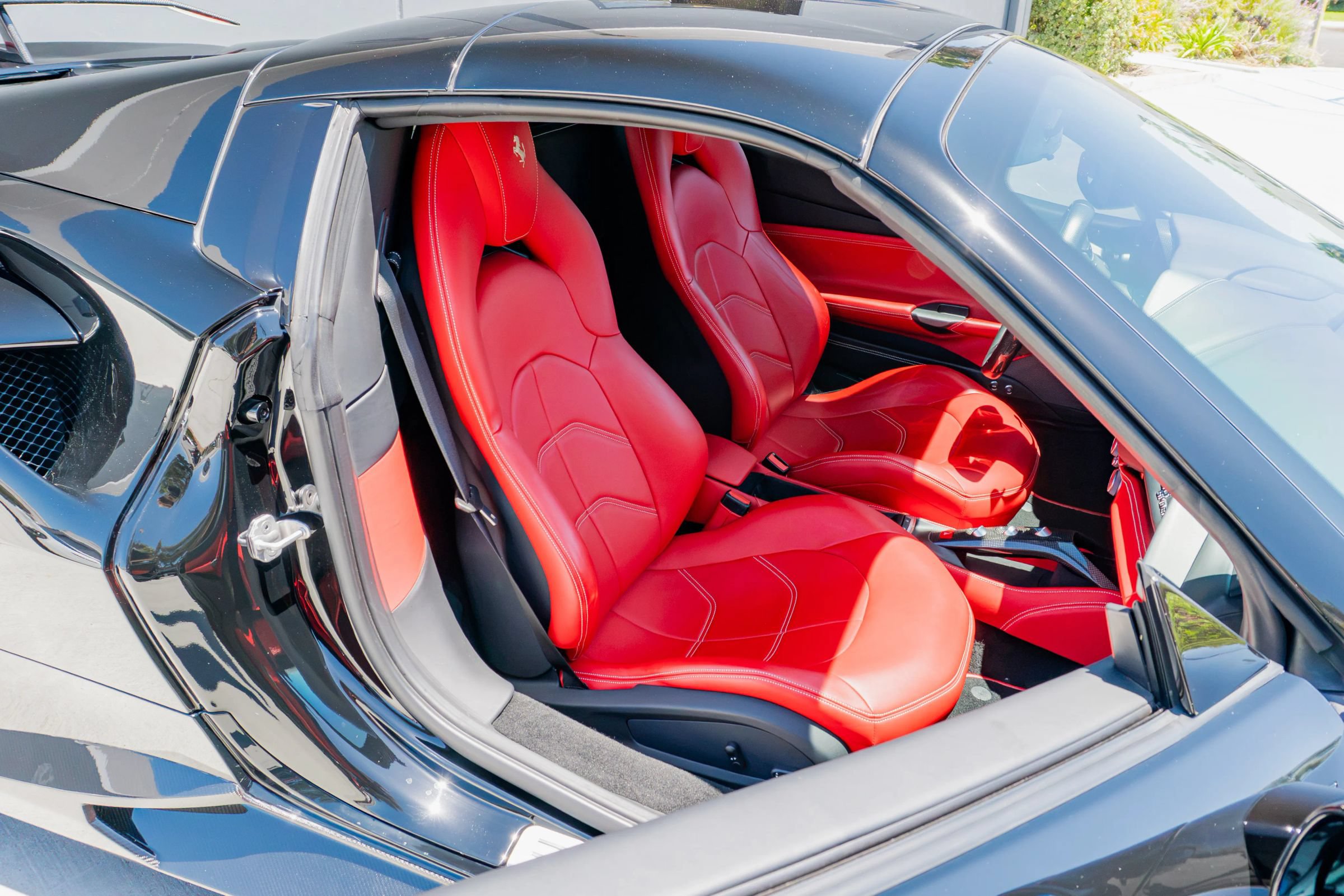 Used 2018 Ferrari 488 Spider RWD image 54