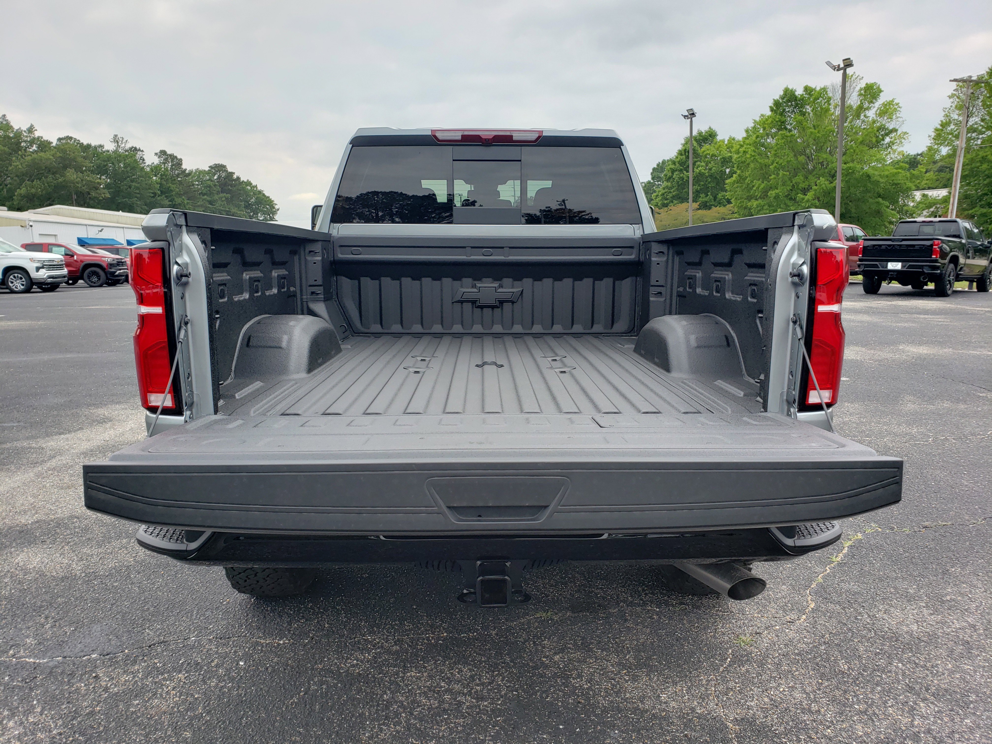 New 2026 Chevrolet Silverado 2500 LT w/ Trail Boss Package AWD/4WD image 9