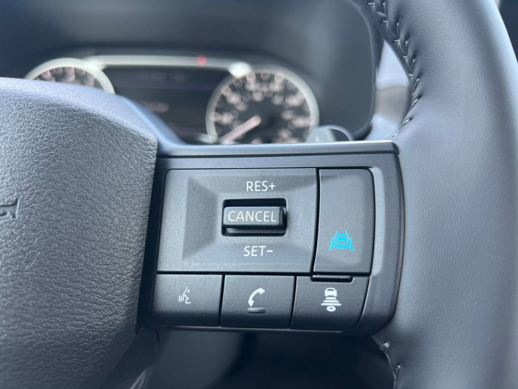 New 2026 Nissan Pathfinder SV image 12