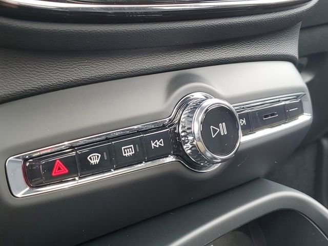 New 2026 Volvo XC40 B5 Plus w/ Protection Package Premier image 16