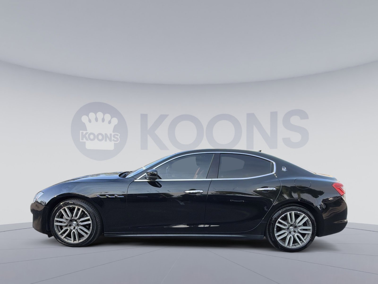 Used 2018 Maserati Ghibli image 2