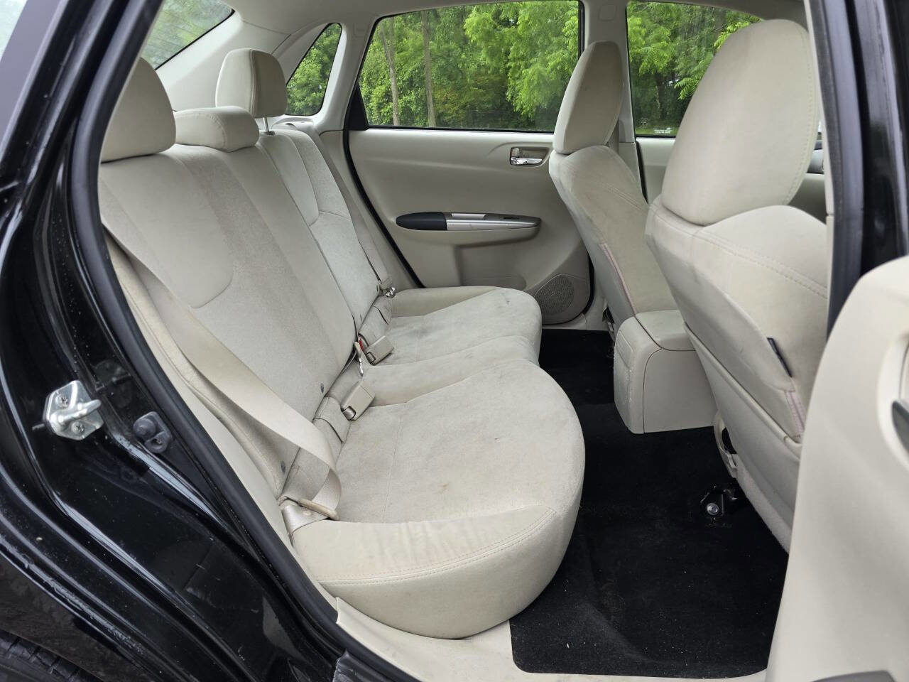 Used 2010 Subaru Impreza 2.5i image 11