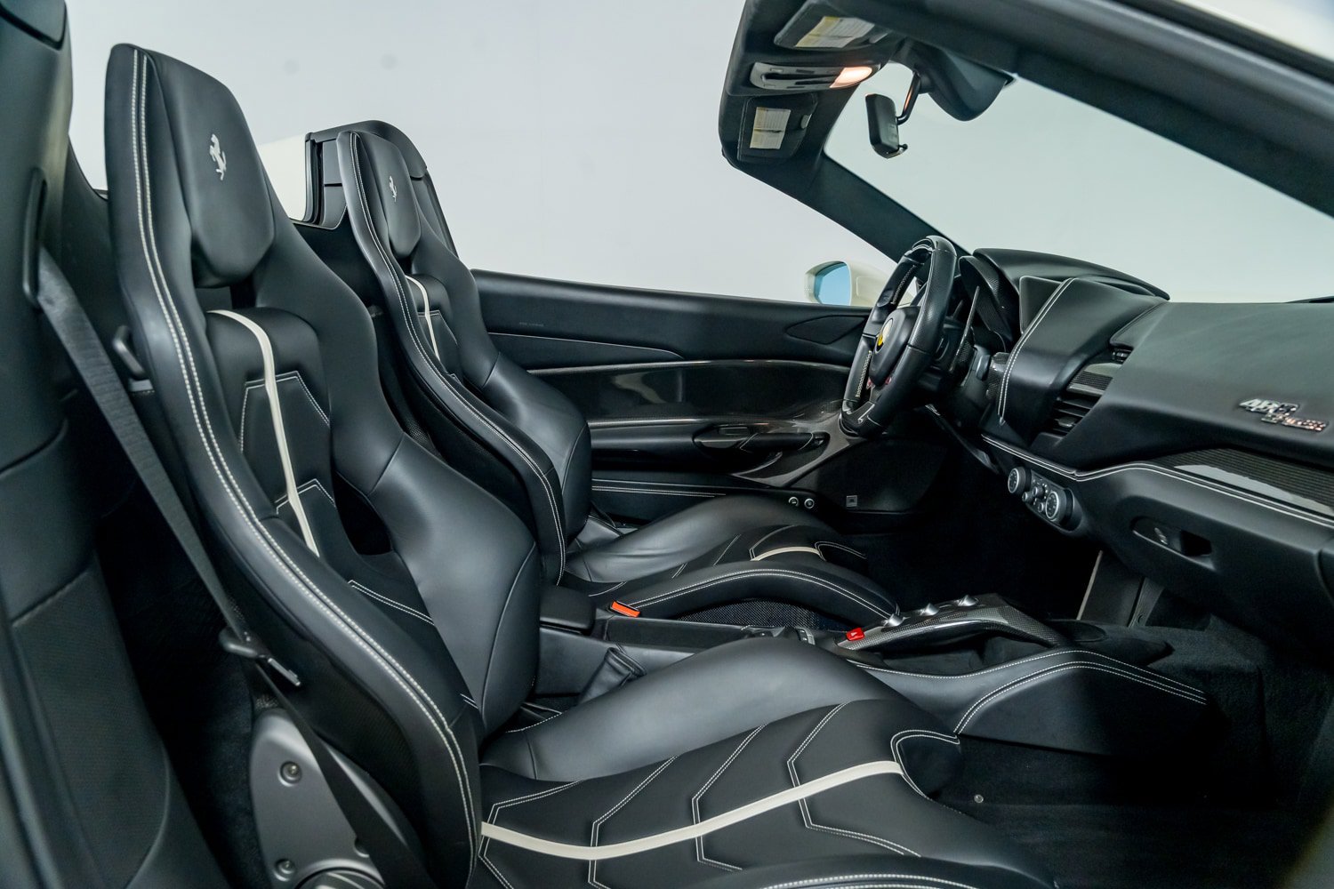 Used 2018 Ferrari 488 Spider RWD image 36