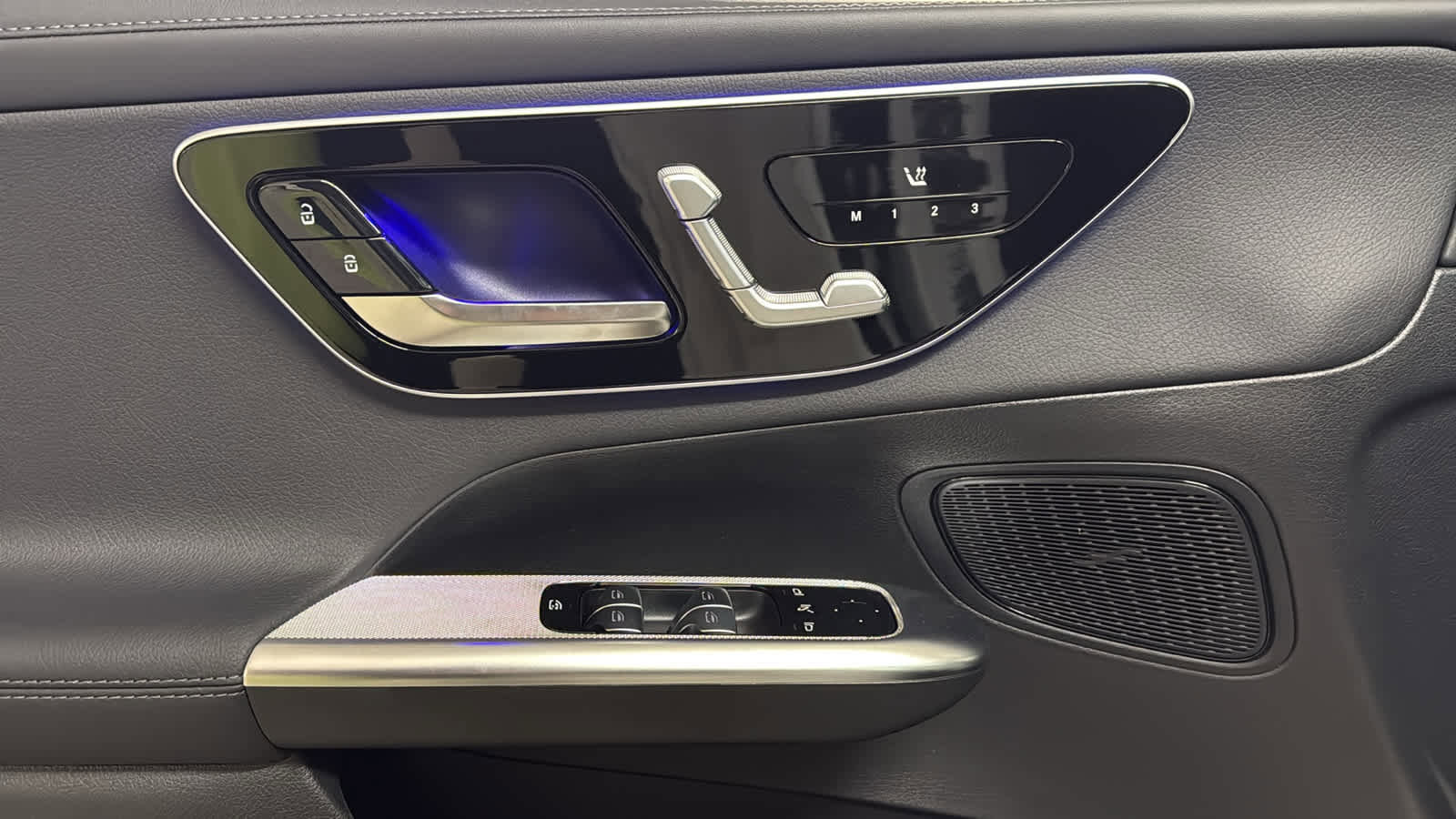 New 2026 Mercedes-Benz GLC 43 AMG 4MATIC image 18