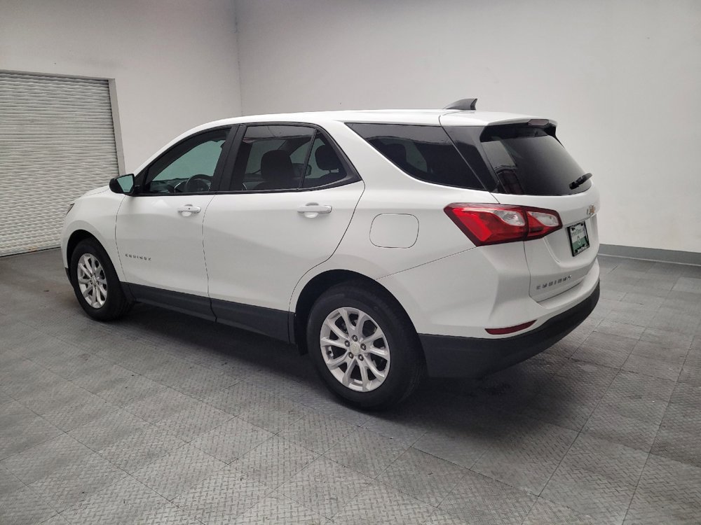 Used 2020 Chevrolet Equinox LS FWD image 3