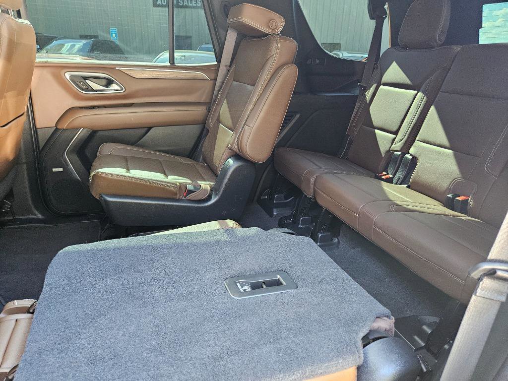 Used 2021 Chevrolet Tahoe High Country w/ Premium Package image 36