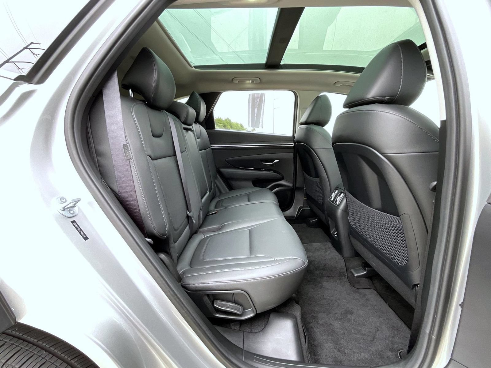 Certified 2024 Hyundai Tucson Limited AWD/4WD image 19