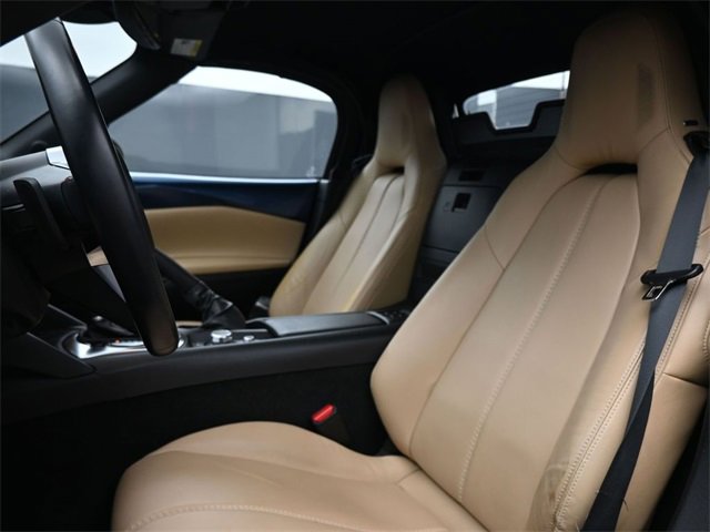 Used 2022 Volvo V60 T5 Cross Country w/ Advanced Package image 9