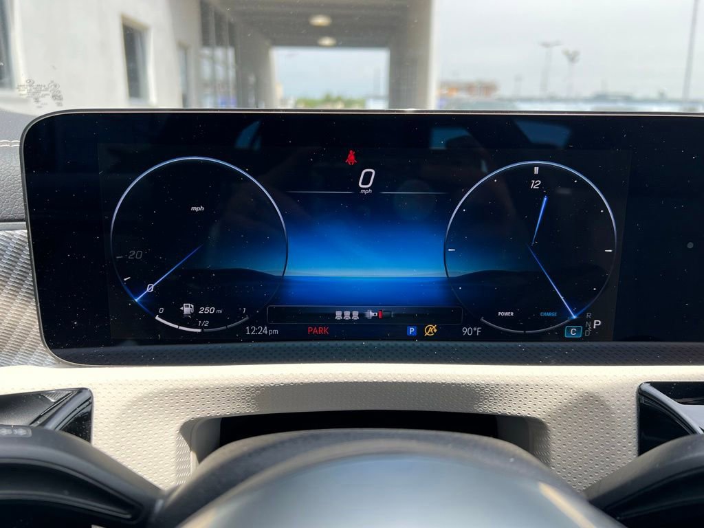 Certified 2025 Mercedes-Benz CLA 250 4MATIC image 16