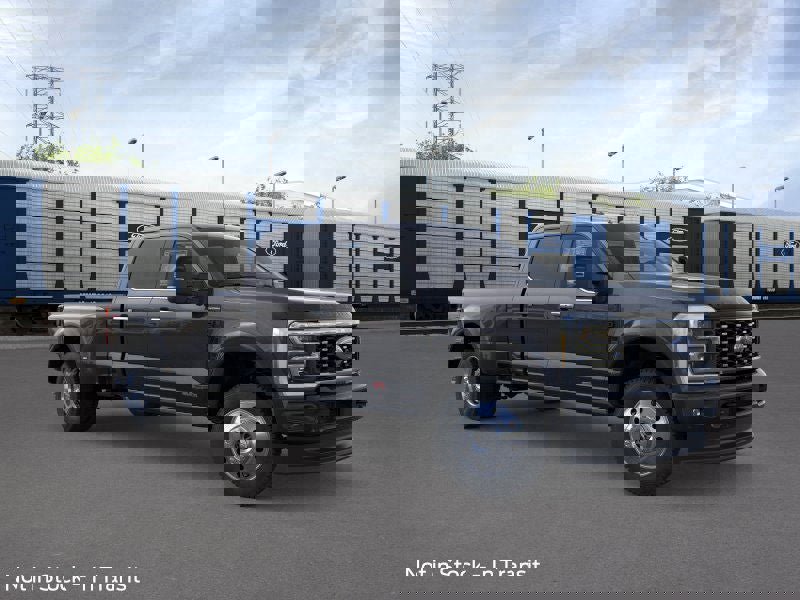New 2026 Ford F450 4x4 Crew Cab Super Duty image 7
