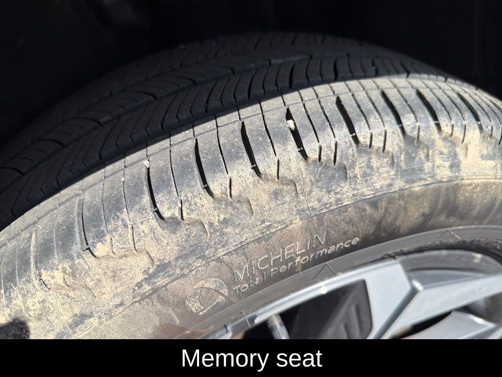 Certified 2023 Hyundai Tucson Limited image 10