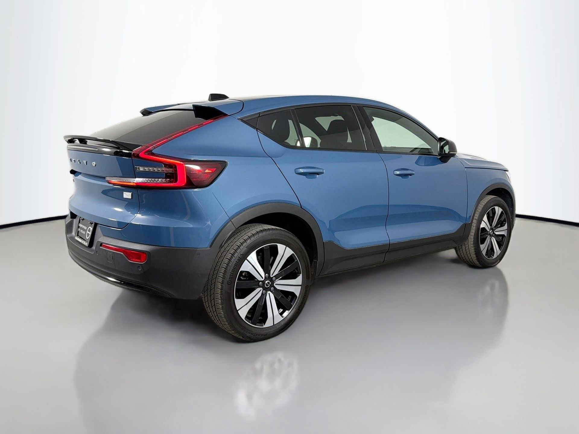 Certified 2023 Volvo C40 P8 Recharge Plus image 6