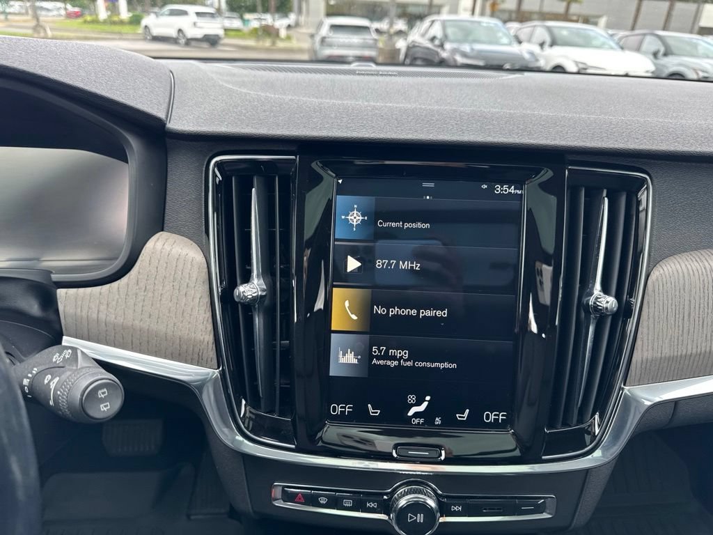Used 2021 Volvo V90 T6 Cross Country w/ Protection Package Premier AWD/4WD image 25
