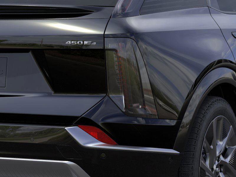 New 2025 Cadillac Optiq Luxury 1 image 12