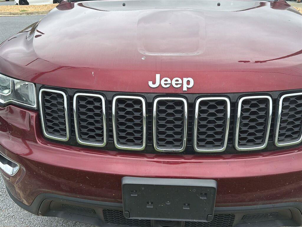 Used 2021 Jeep Grand Cherokee Laredo X AWD/4WD image 27