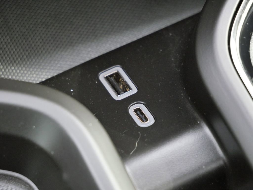 Used 2025 GMC Sierra 2500 AT4 w/ AT4 Premium Plus Package image 48