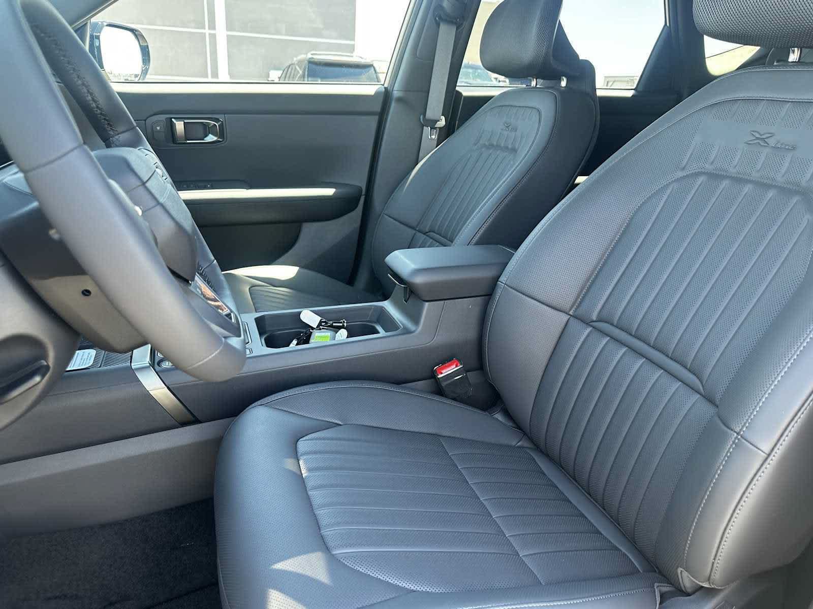 New 2027 Kia Seltos X-Line S w/ X-Line S Premium Package AWD/4WD image 15