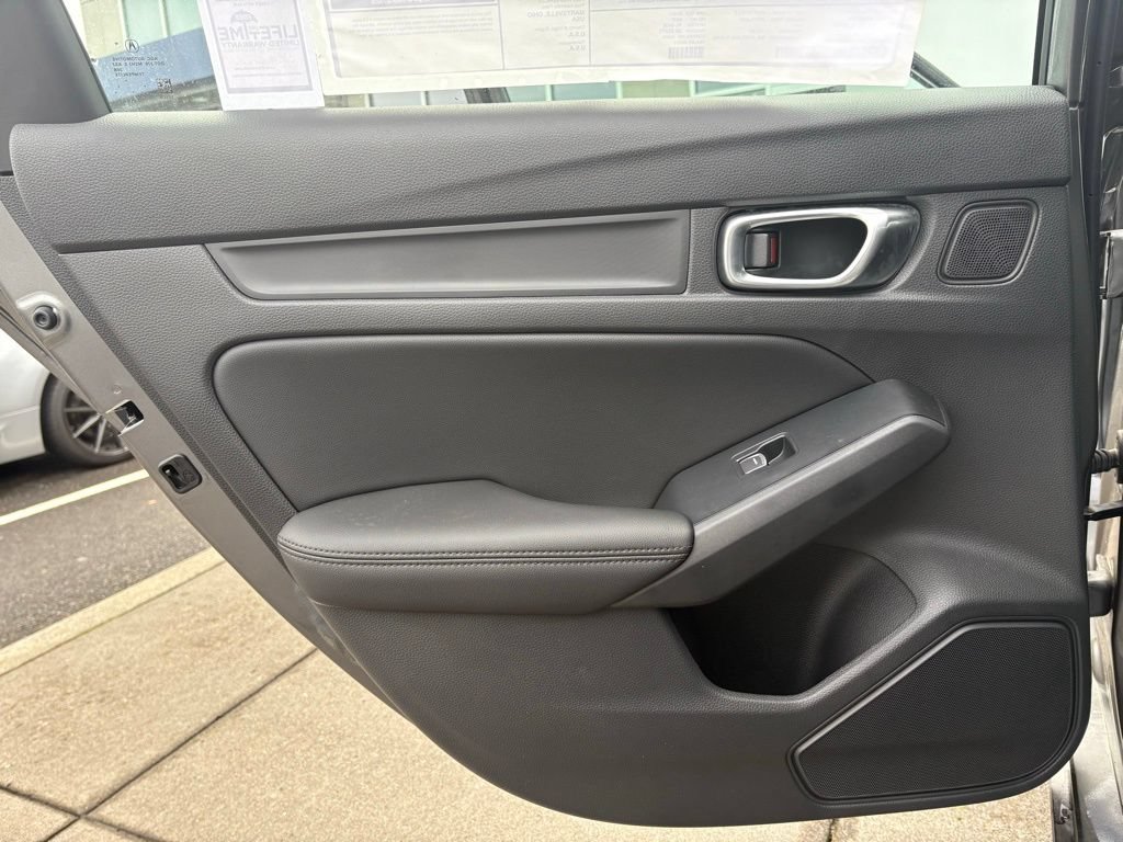 New 2025 Acura Integra FWD image 13