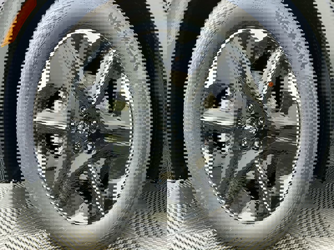 New 2025 Kia EV6 Wind image 13