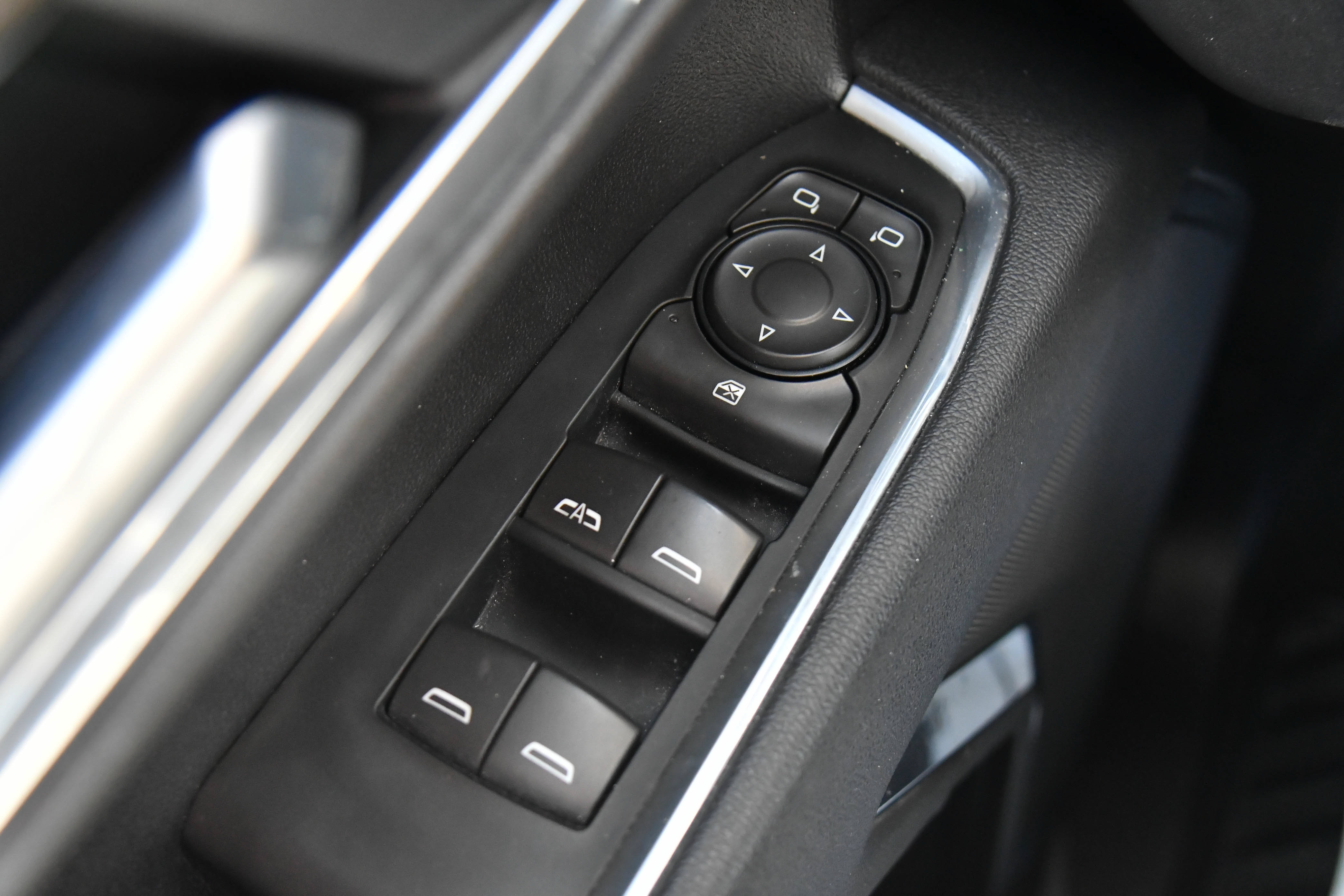 Used 2025 GMC Sierra 1500 Elevation AWD/4WD image 34