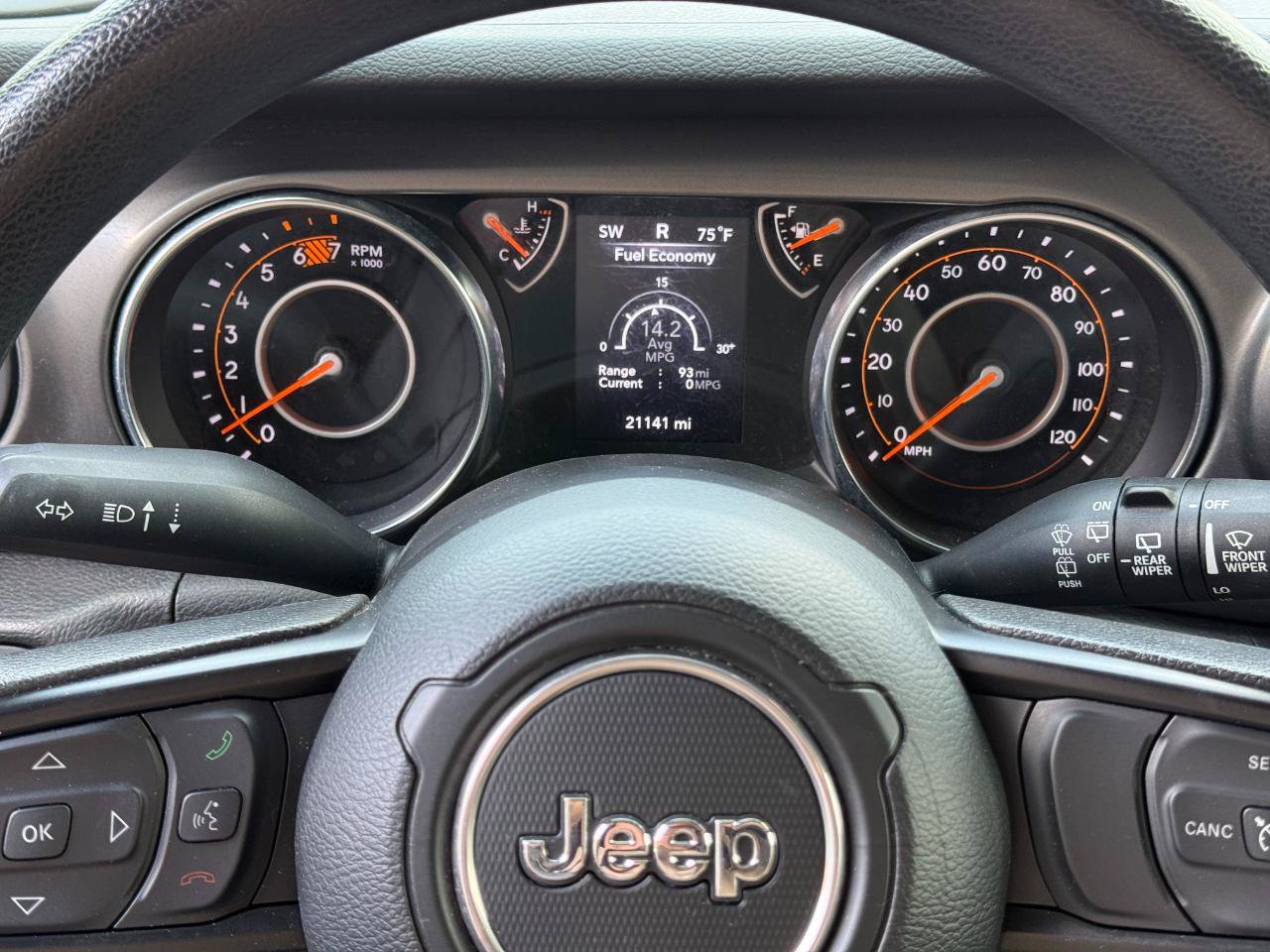 Used 2023 Jeep Wrangler Sport AWD/4WD image 11