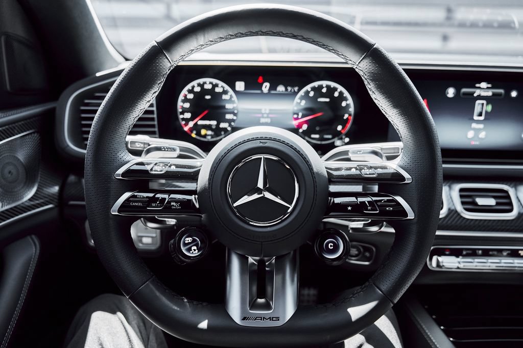 Used 2025 Mercedes-Benz GLS 63 AMG 4MATIC image 59