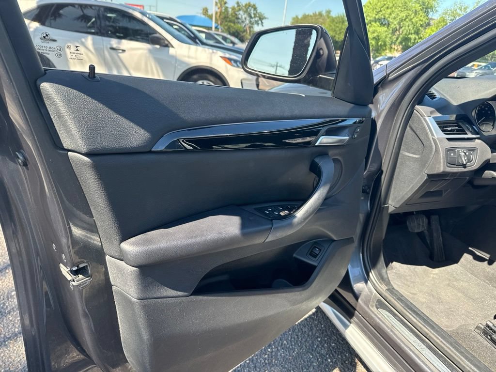 Used 2019 BMW X1 sDrive28i w/ Convenience Package FWD image 15