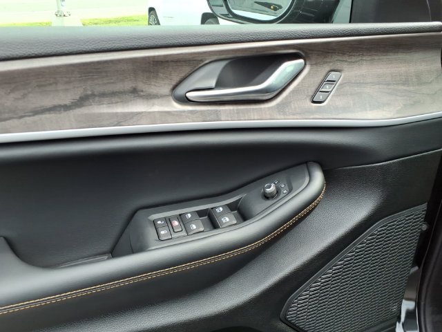 New 2026 Jeep Grand Cherokee Limited AWD/4WD image 5