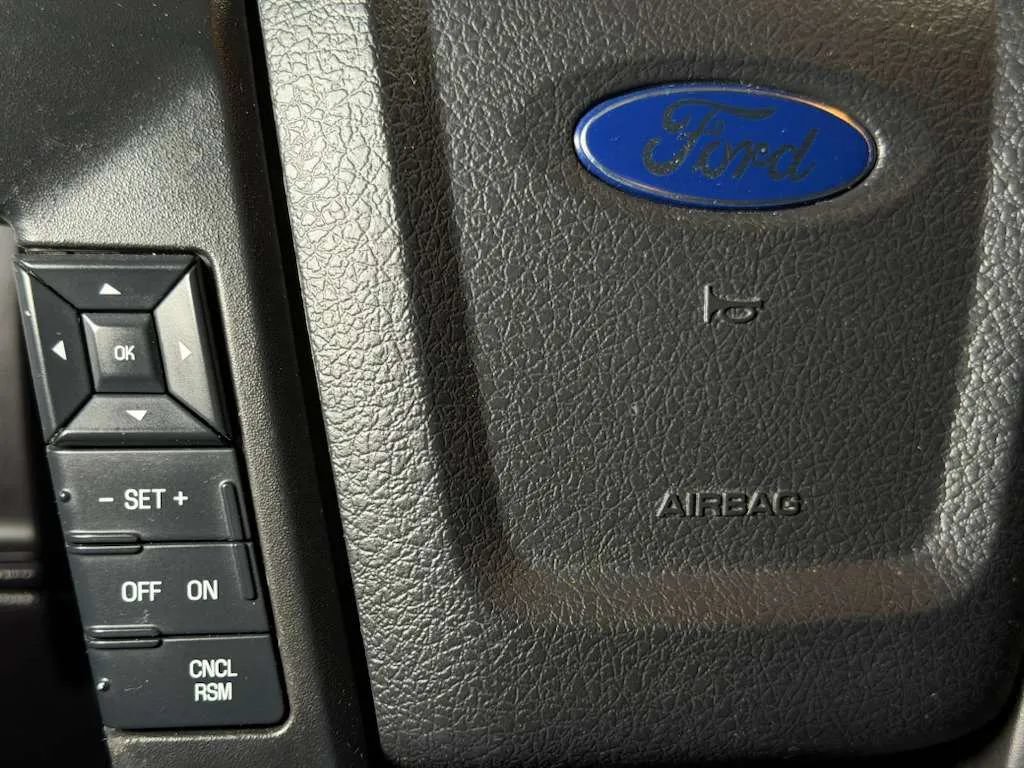 Used 2016 Ford Expedition EL King Ranch AWD/4WD image 37