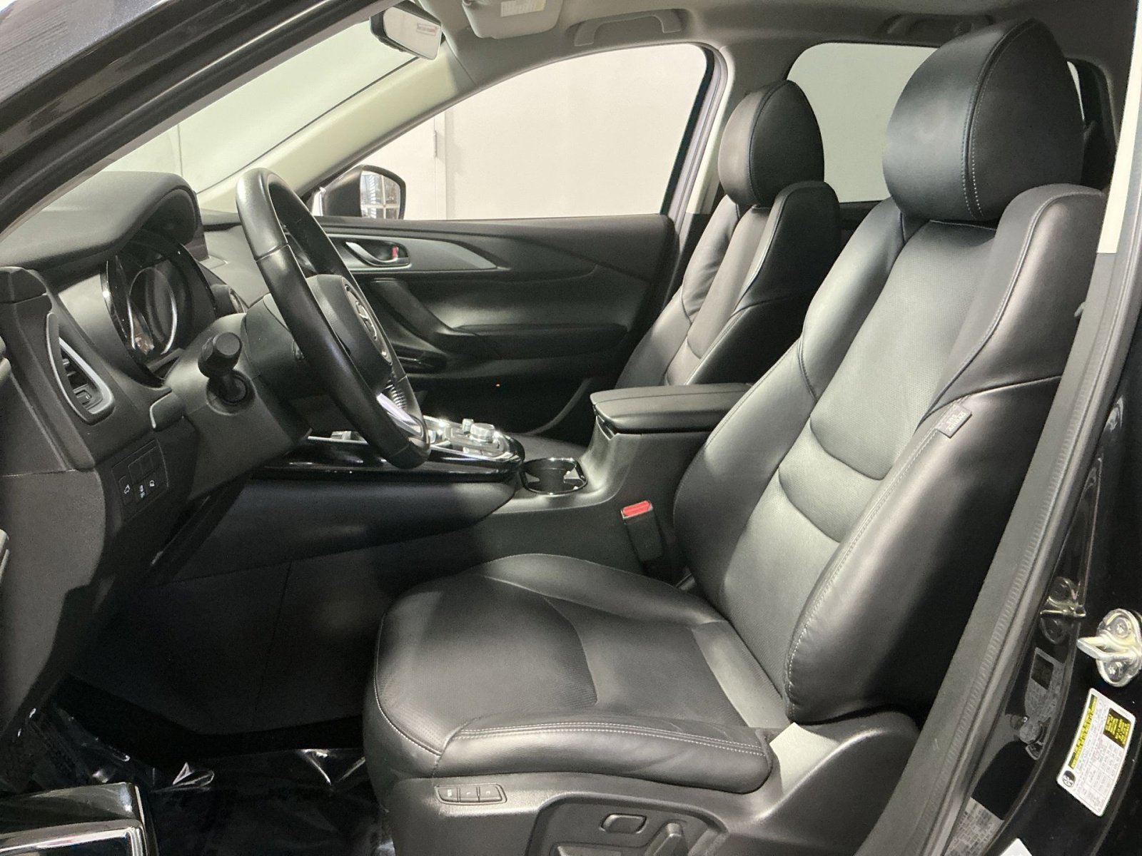 Used 2023 MAZDA CX-9 Touring Plus AWD/4WD image 14