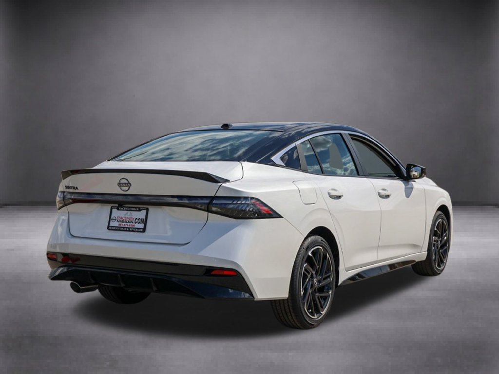 New 2027 Nissan Sentra SR FWD image 4