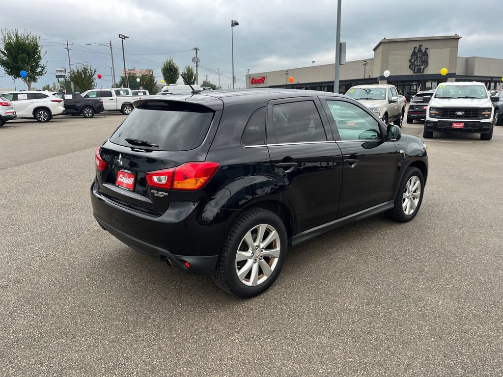 Used 2015 Mitsubishi Outlander Sport SE AWD/4WD image 5