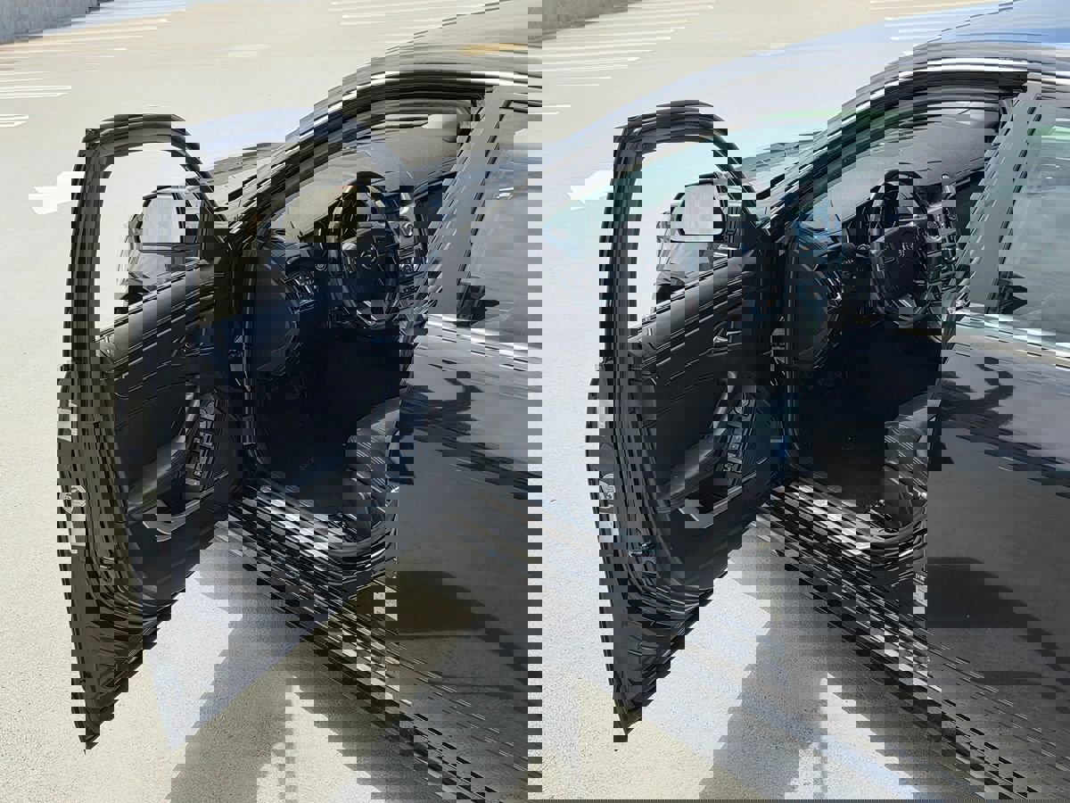 Used 2010 Cadillac CTS Sedan image 33